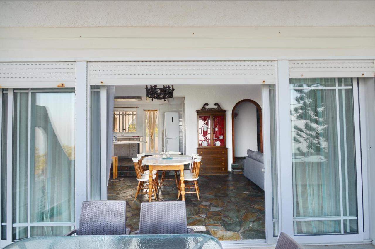 Antorina Beachfront Villas With Private Pools Kamari  Exterior foto