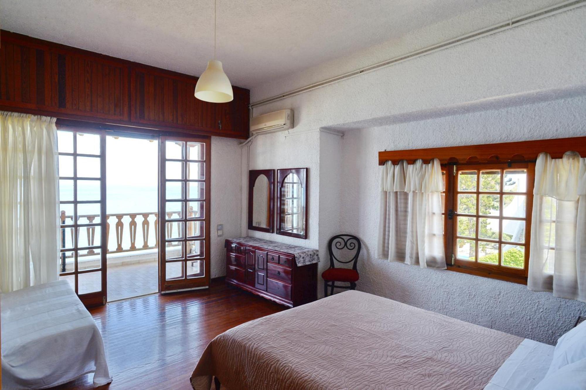 Antorina Beachfront Villas With Private Pools Kamari  Exterior foto