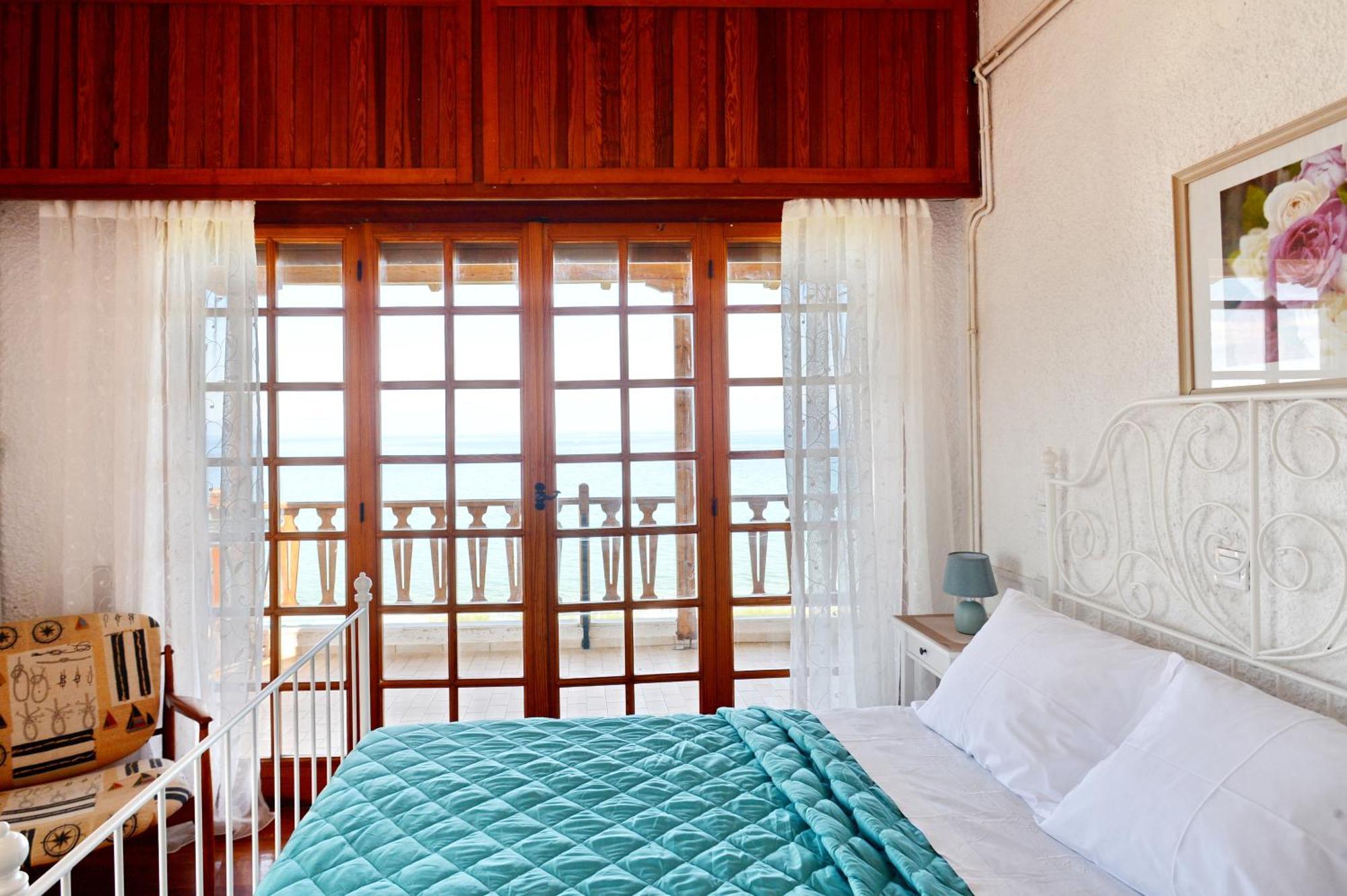 Antorina Beachfront Villas With Private Pools Kamari  Exterior foto